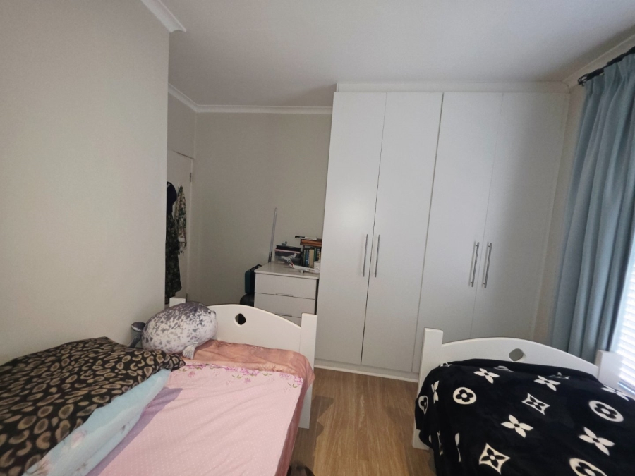 3 Bedroom Property for Sale in Parklands North Western Cape